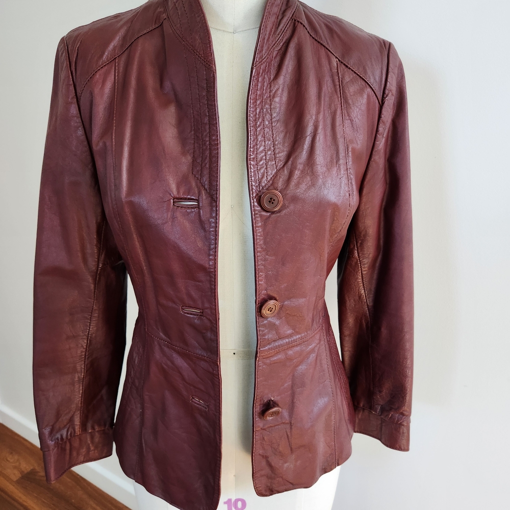 Vintage Burgundy Leather Jacket for Women, Size 6*